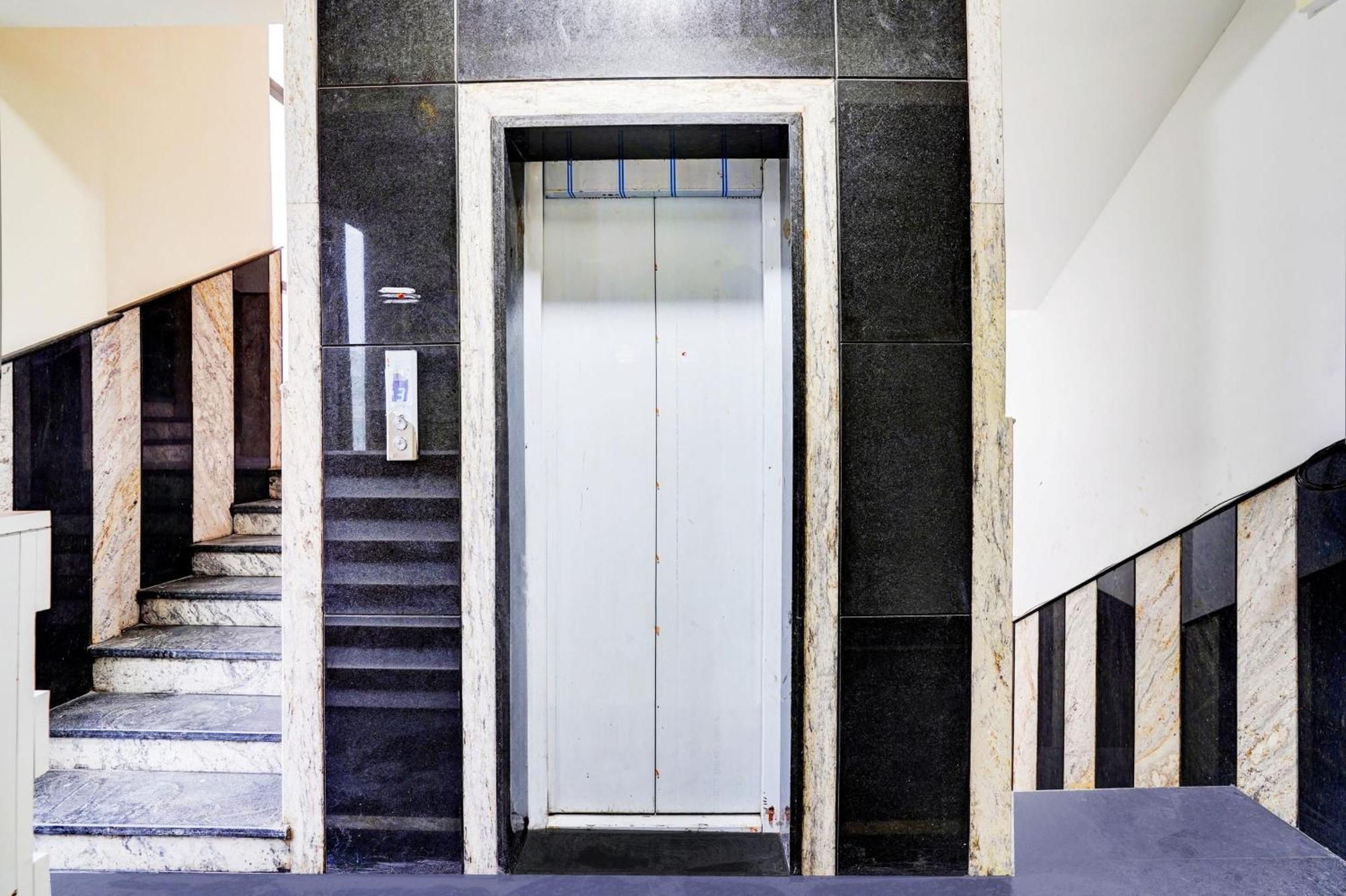 Hotel O Rr Comforts Бангалор Екстериор снимка